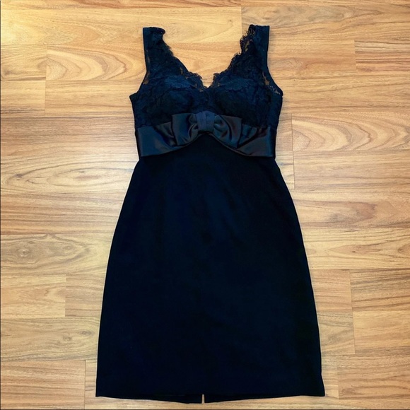 Ann Taylor Dresses & Skirts - Anne Taylor Loft black lace Dress